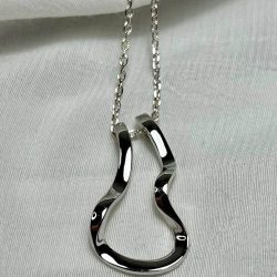 Colgante plata de ley rodiado Modelo bruma
