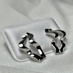 Pendientes plata de ley rodiados Modelo medusa - Imagen 2